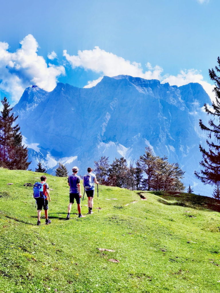 Aussichtsreich und leicht im Wettersteingebirge wandern