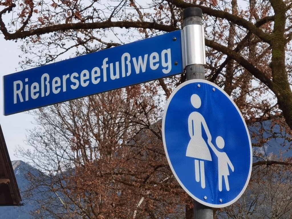 Ab Garmisch Partenkirchen auf dem Rießerseefußweg zum Rießersee wandern