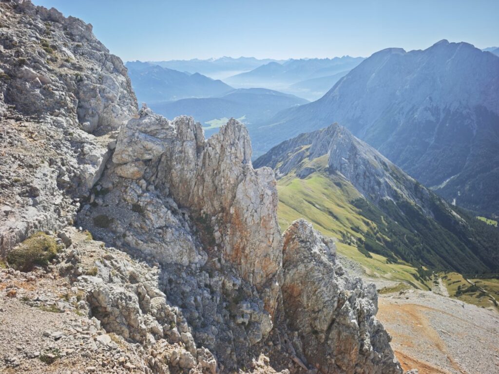 Wettersteingebirge Berge - schroffe Kalkfelsen machen die Schönheit aus
